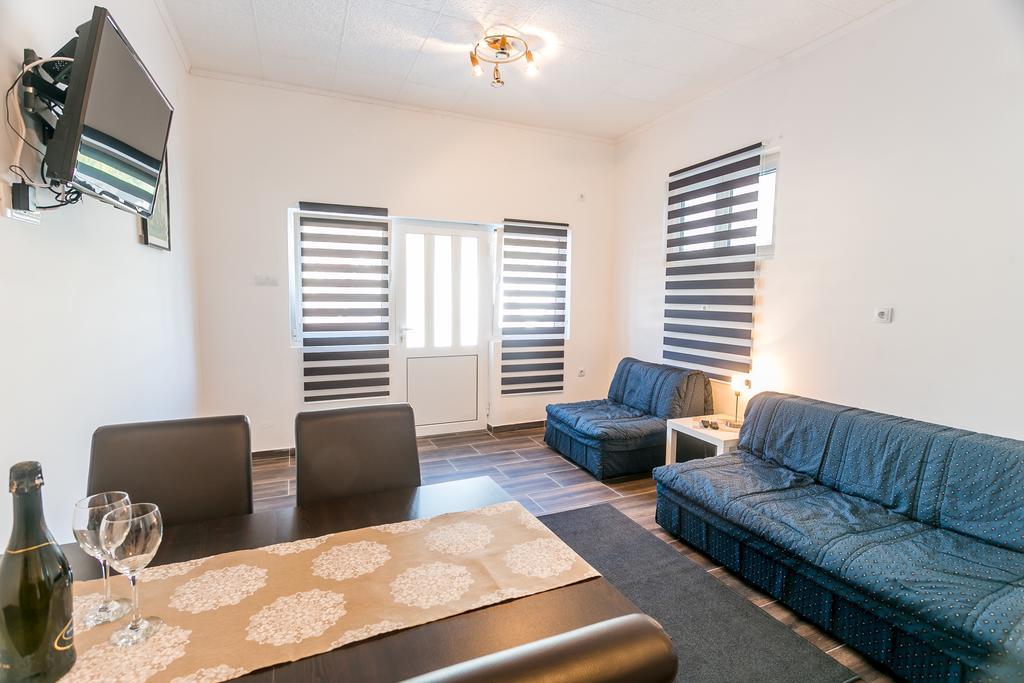 Tramonto Apartments Radanovići المظهر الخارجي الصورة