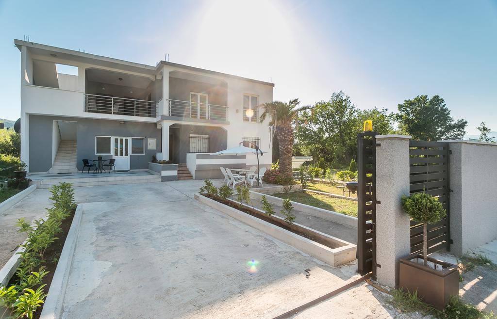 Tramonto Apartments Radanovići المظهر الخارجي الصورة